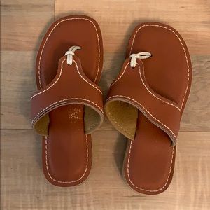 Girls Kino flip flops. Size 1.